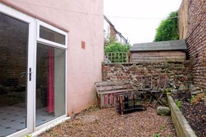 Photo 19- click for photo gallery